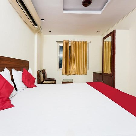 Spot On Hotel Supriya Vijayawada Ngoại thất bức ảnh