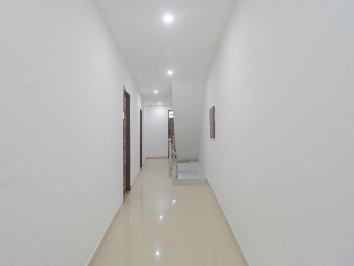 Spot On Hotel Supriya Vijayawada Ngoại thất bức ảnh